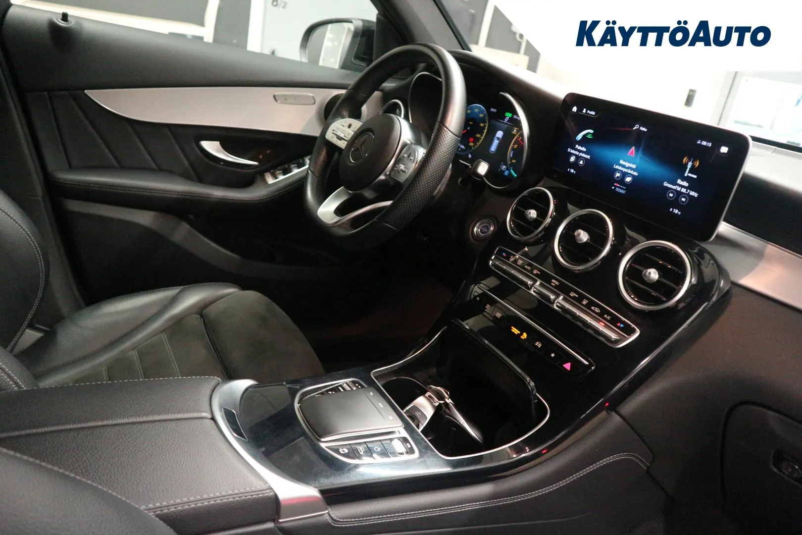 MERCEDES-BENZ GLC FPV-321 carousel image