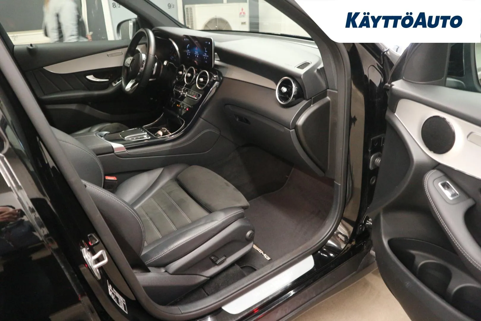 MERCEDES-BENZ GLC FPV-321 carousel image