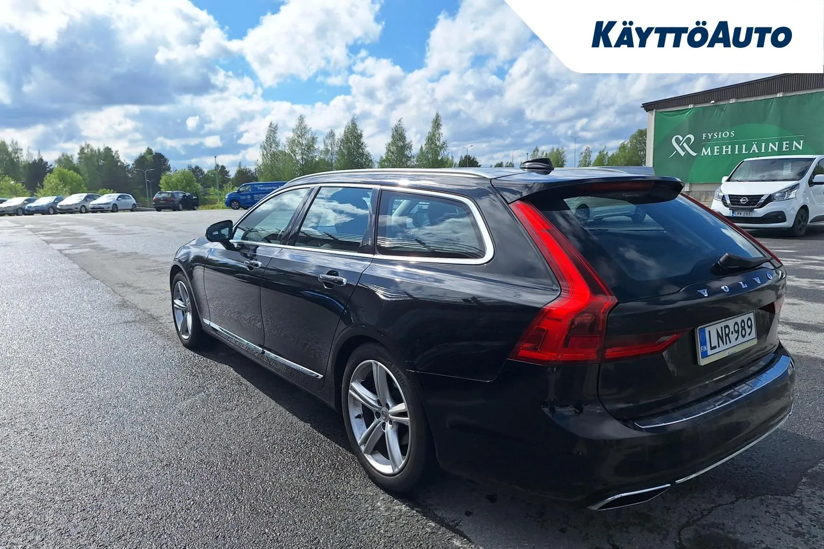 VOLVO V90 LNR-989 carousel image