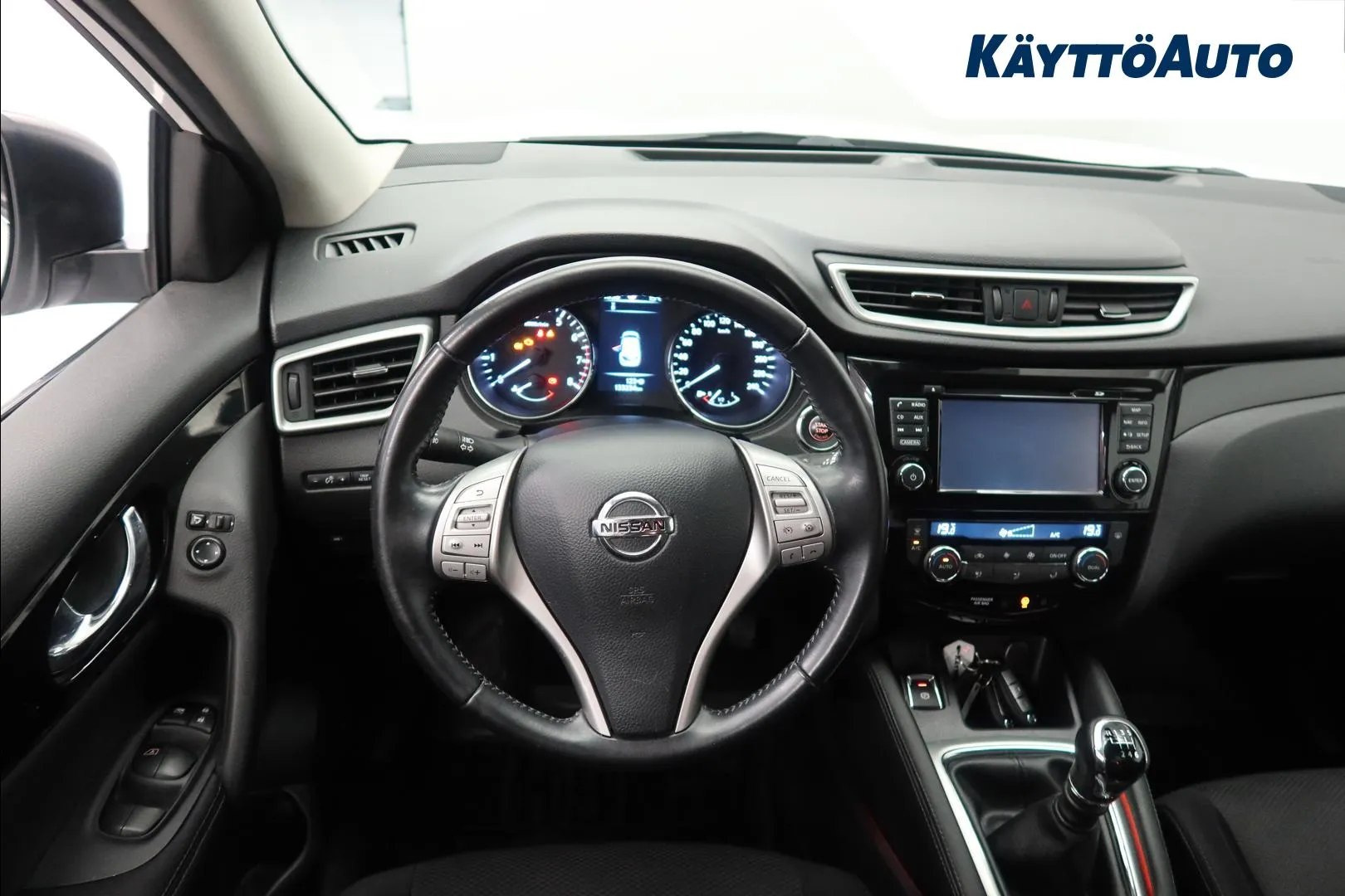 NISSAN Nissan Qashqai BUA-460 carousel image