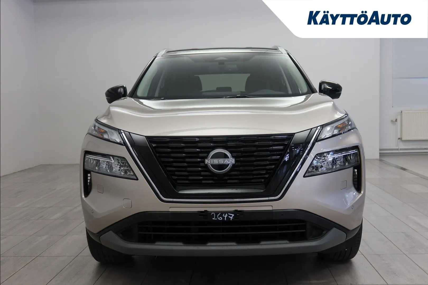 Nissan X-Trail XTJ-570 carousel image