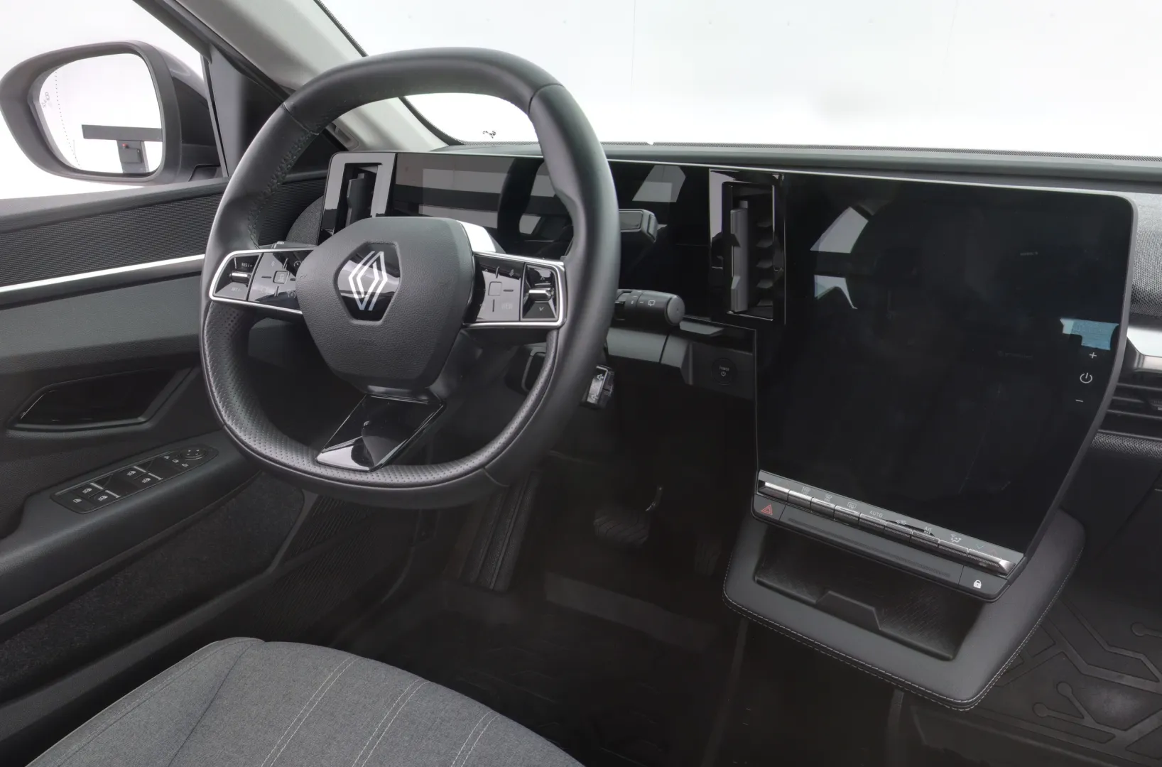 RENAULT Megane JMO-201 carousel image