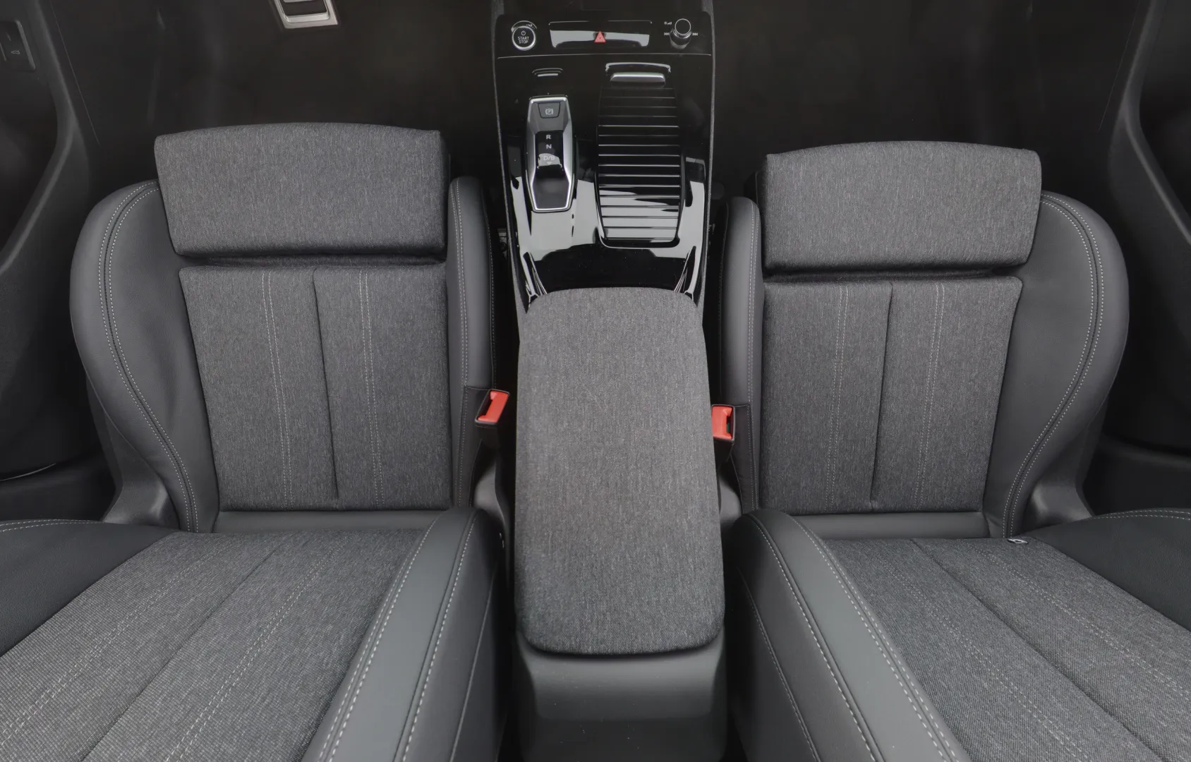 Audi Q6 e-tron JOC-423 carousel image