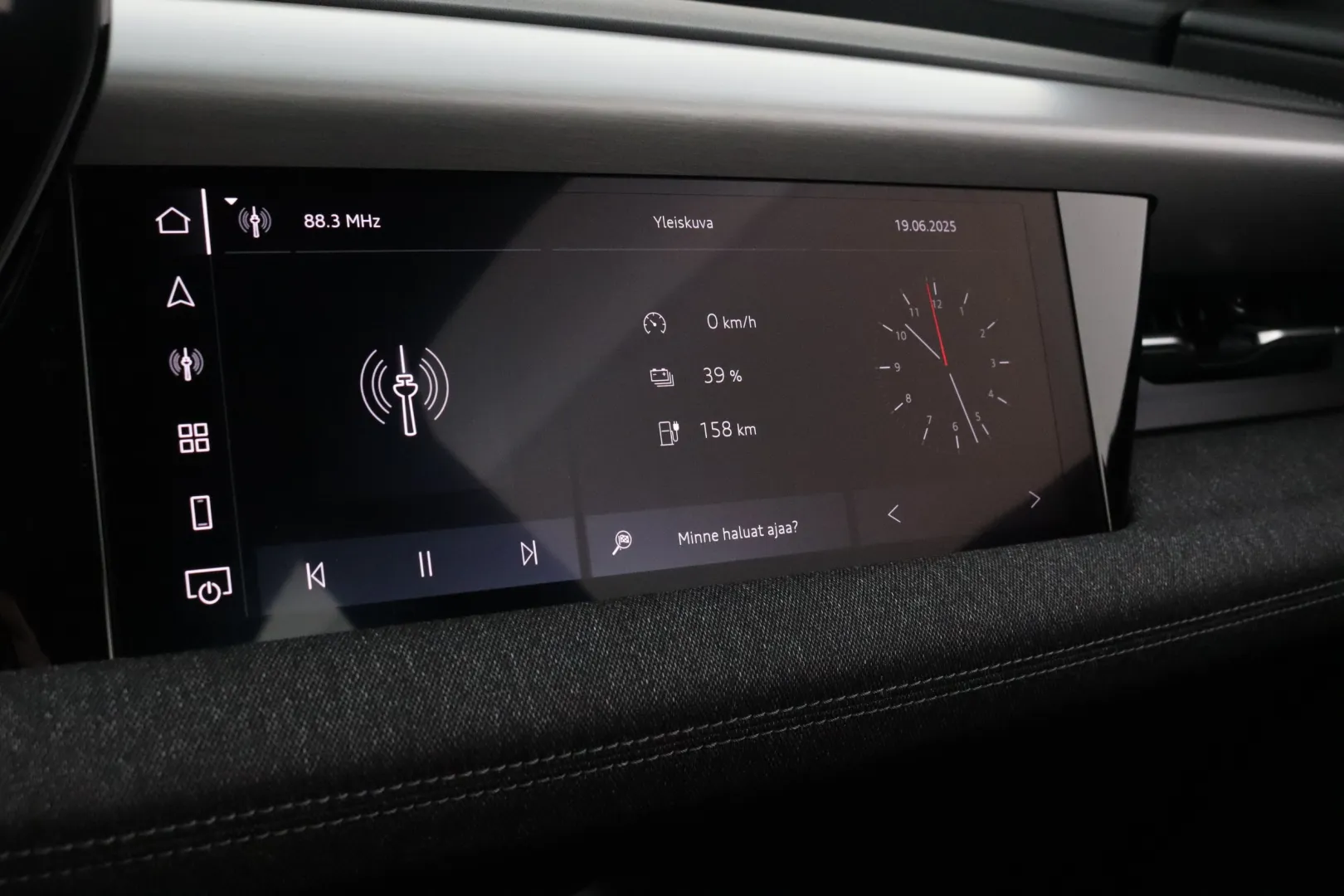 Audi Q6 e-tron JOC-423 carousel image
