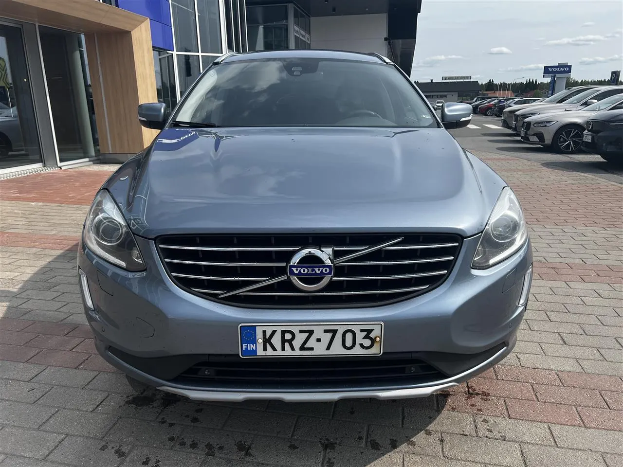 VOLVO XC60 KRZ-703 carousel image