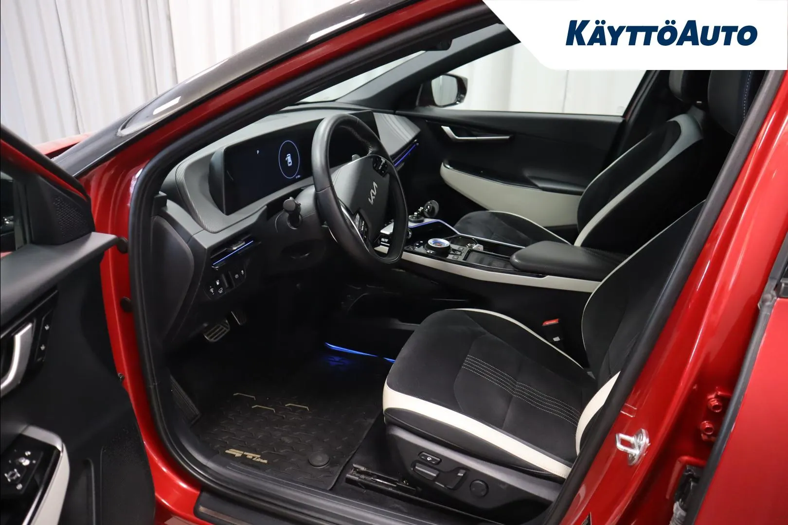 KIA EV6 IPK-630 carousel image