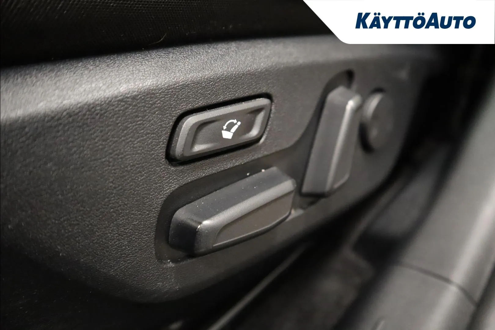 KIA EV6 IPK-630 carousel image