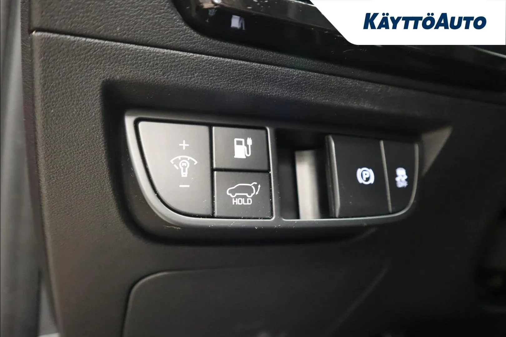 KIA EV6 IPK-630 carousel image