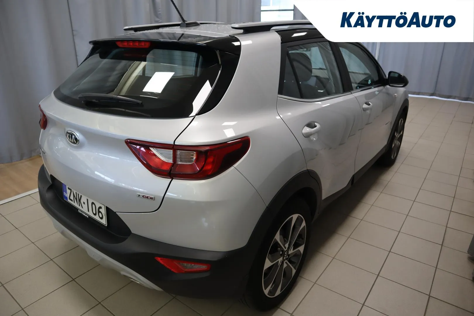 KIA Stonic ZNK-106 carousel image