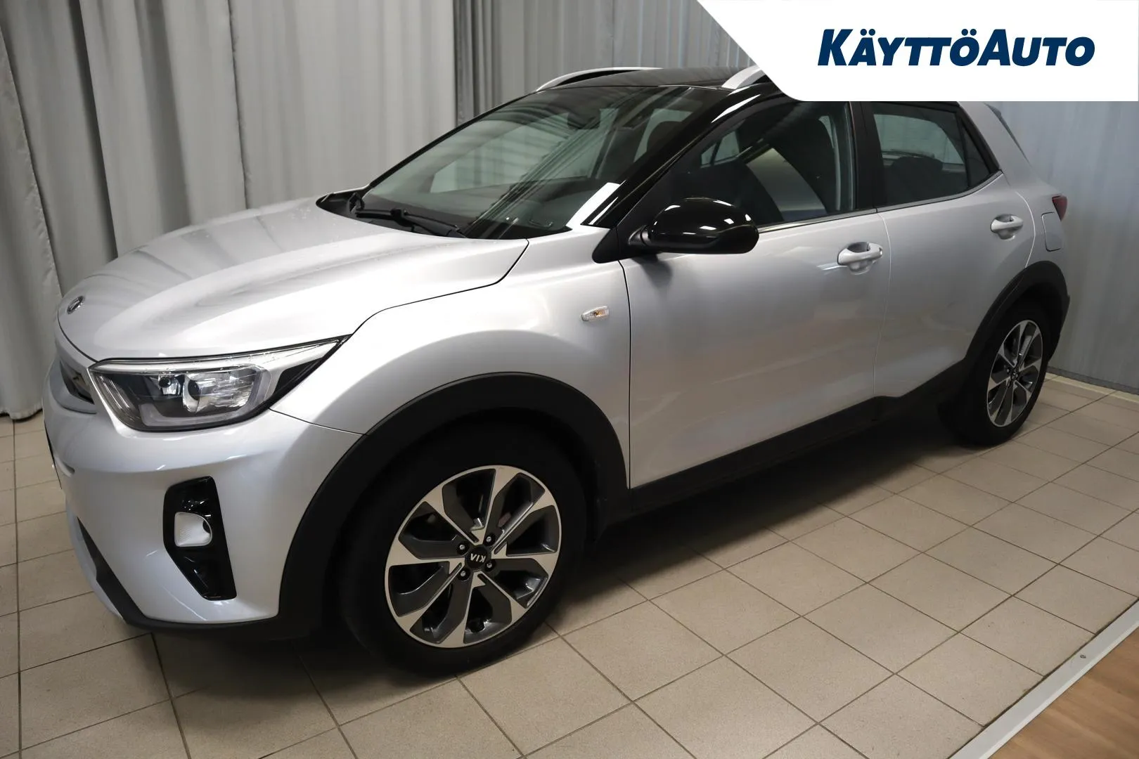 KIA Stonic ZNK-106 carousel image