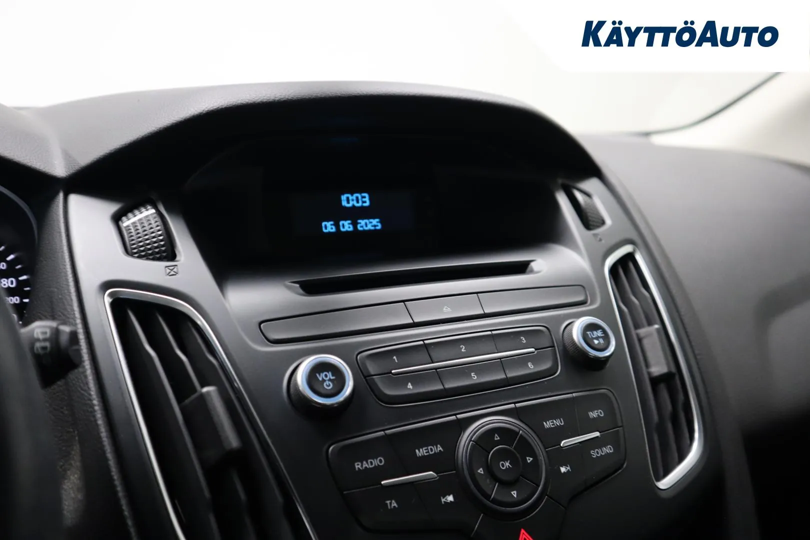 FORD Focus SNV-613 carousel image