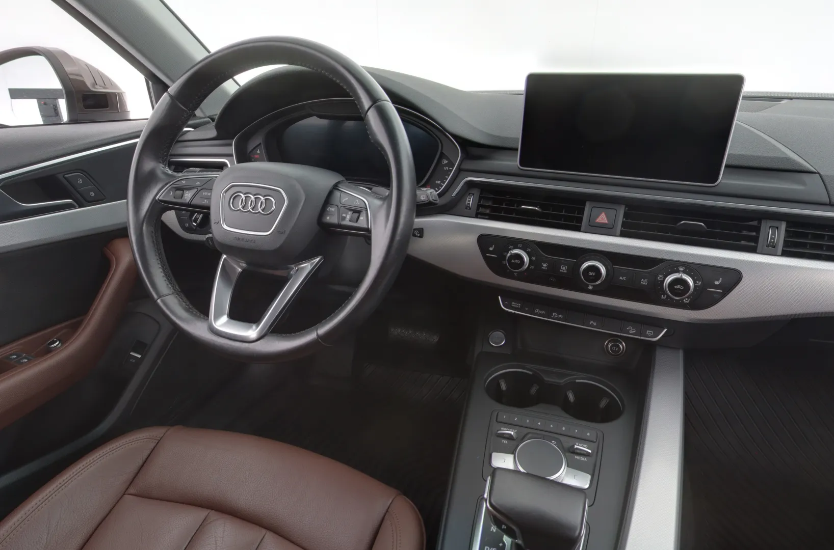AUDI A4 Allroad quattro IPH-561 carousel image