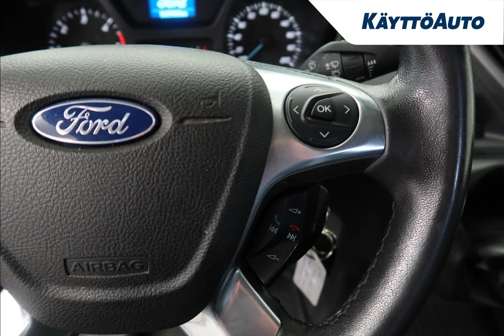 FORD Transit Custom ZKT-944 carousel image