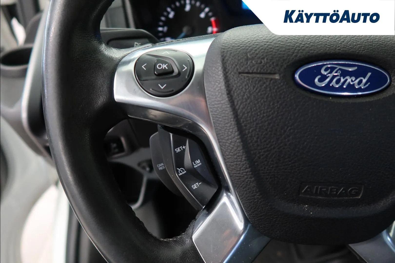 FORD Transit Custom ZKT-944 carousel image