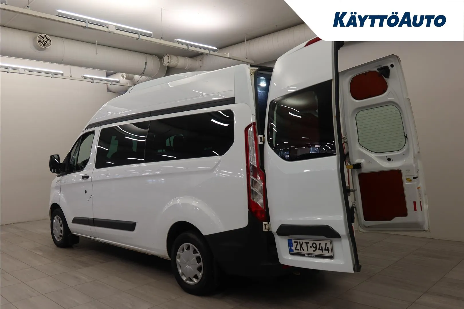 FORD Transit Custom ZKT-944 carousel image