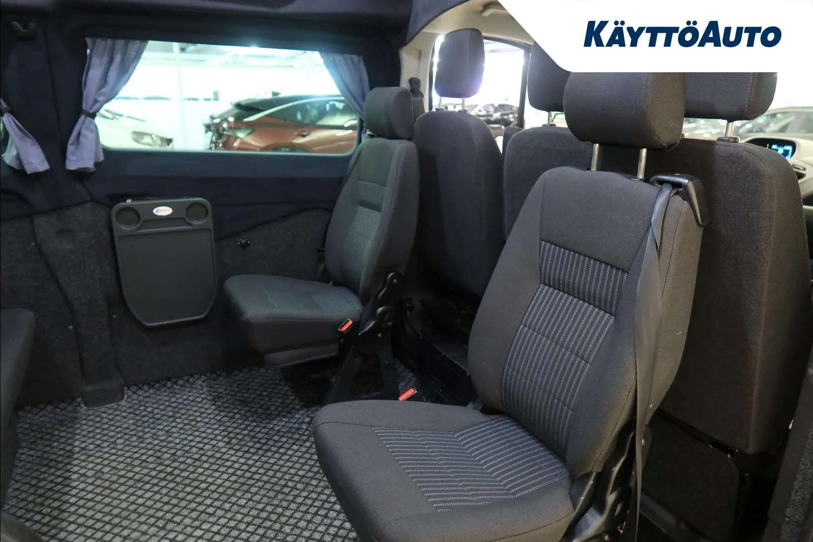 FORD Transit Custom ZKT-944 carousel image