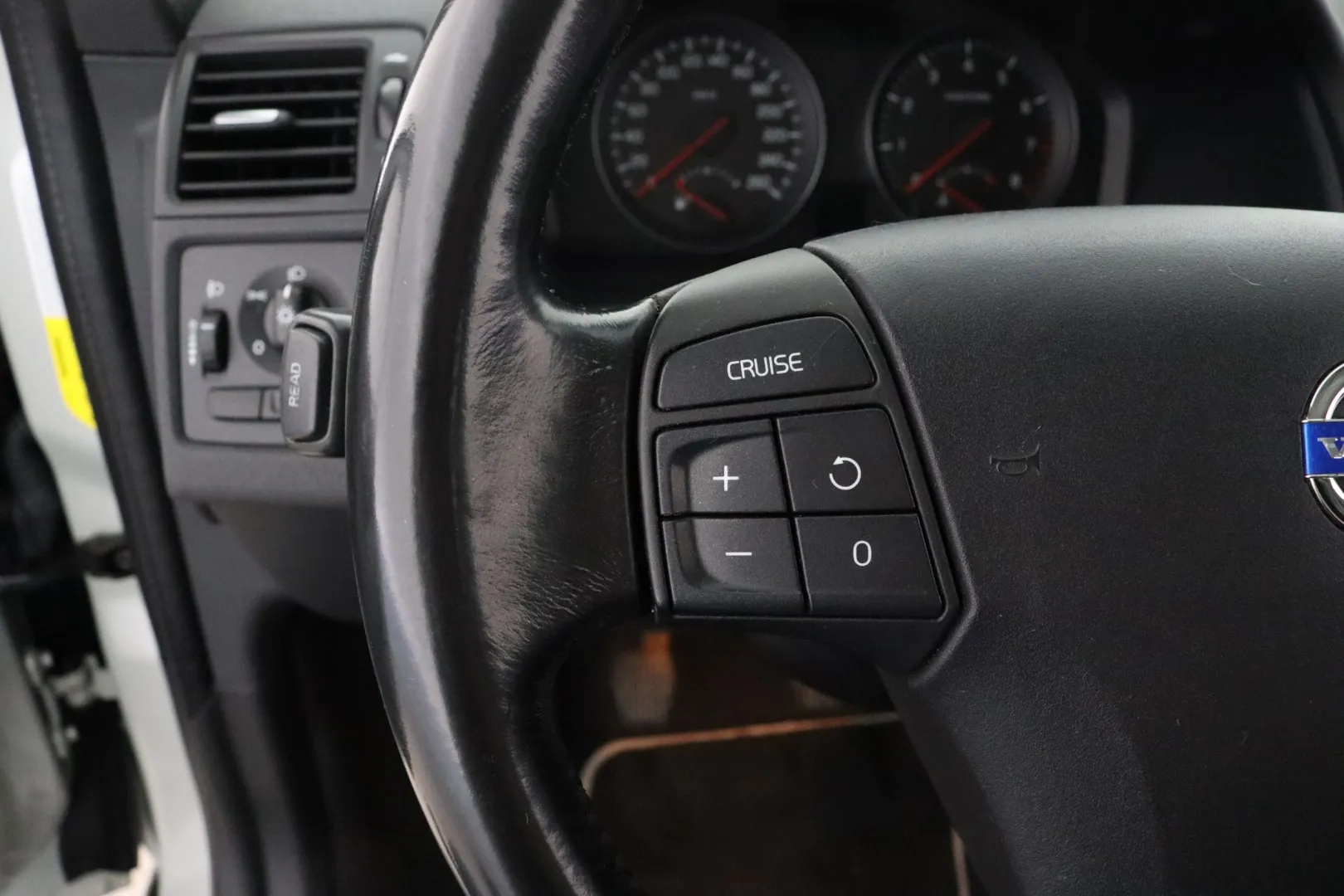 Volvo C30 HTI-871 carousel image