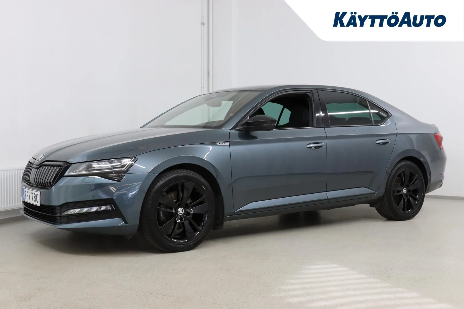 Skoda Superb FPV-780 carousel image
