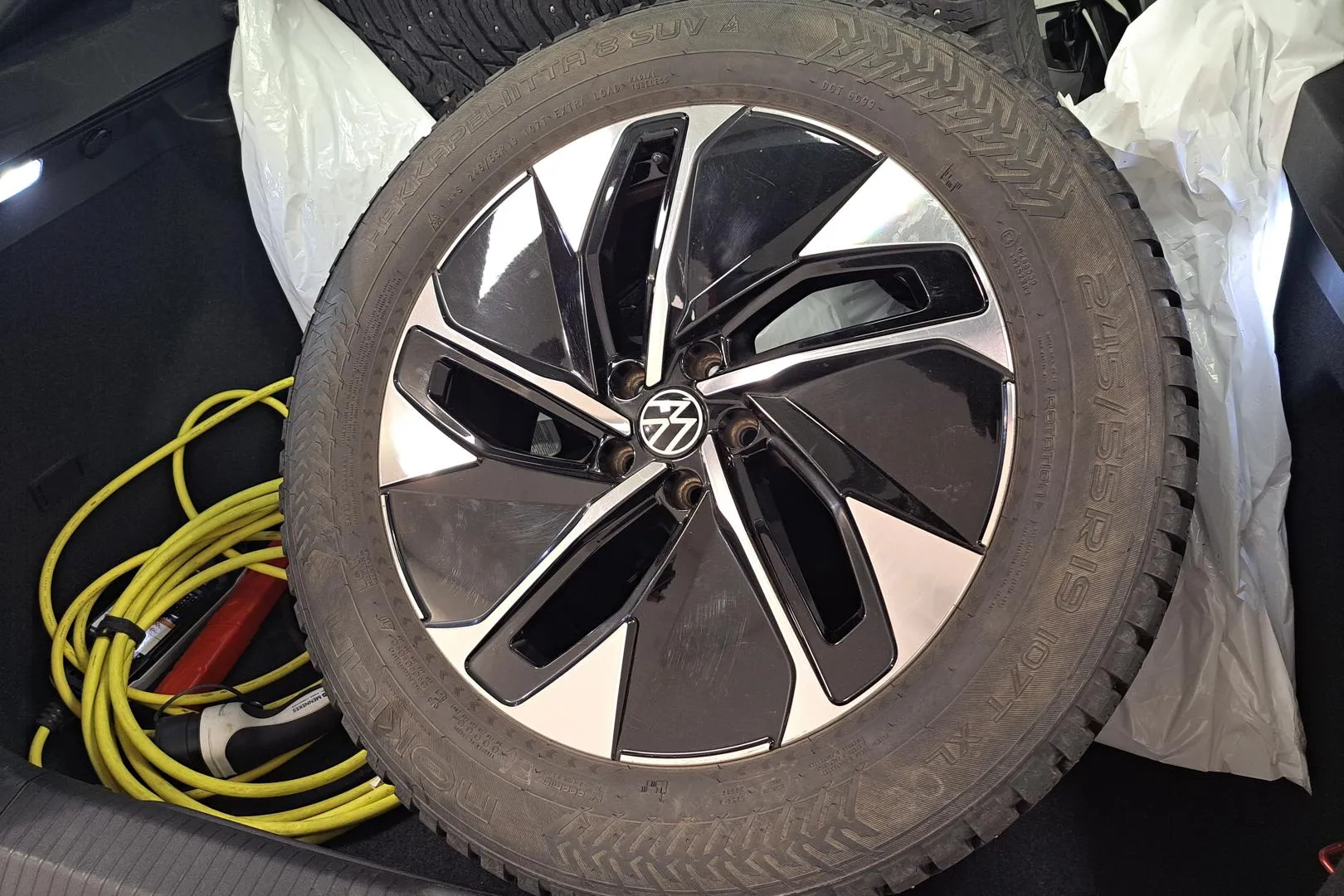 VOLKSWAGEN ID.5 JMT-339 carousel image