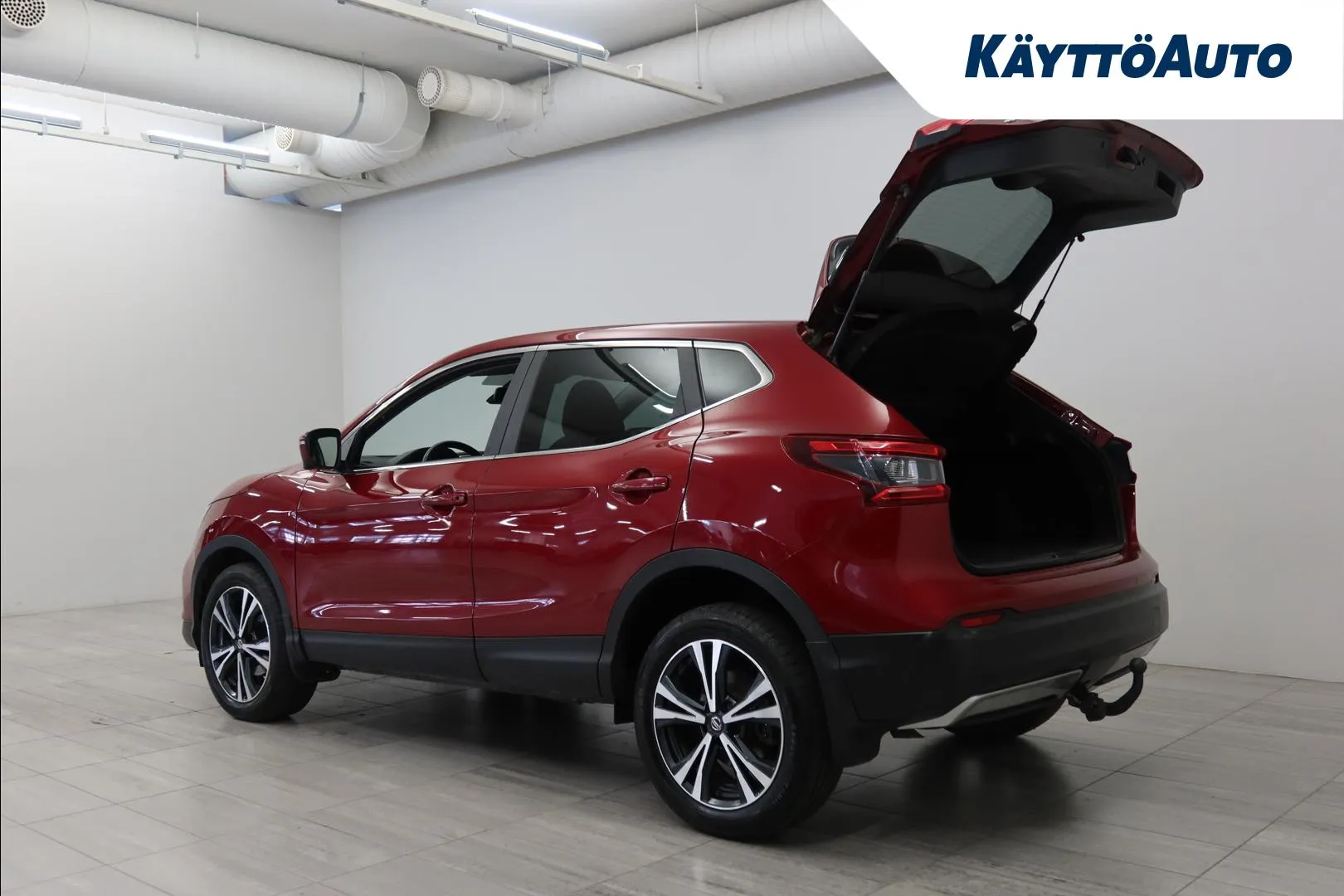 Nissan Qashqai SZZ-481 carousel image