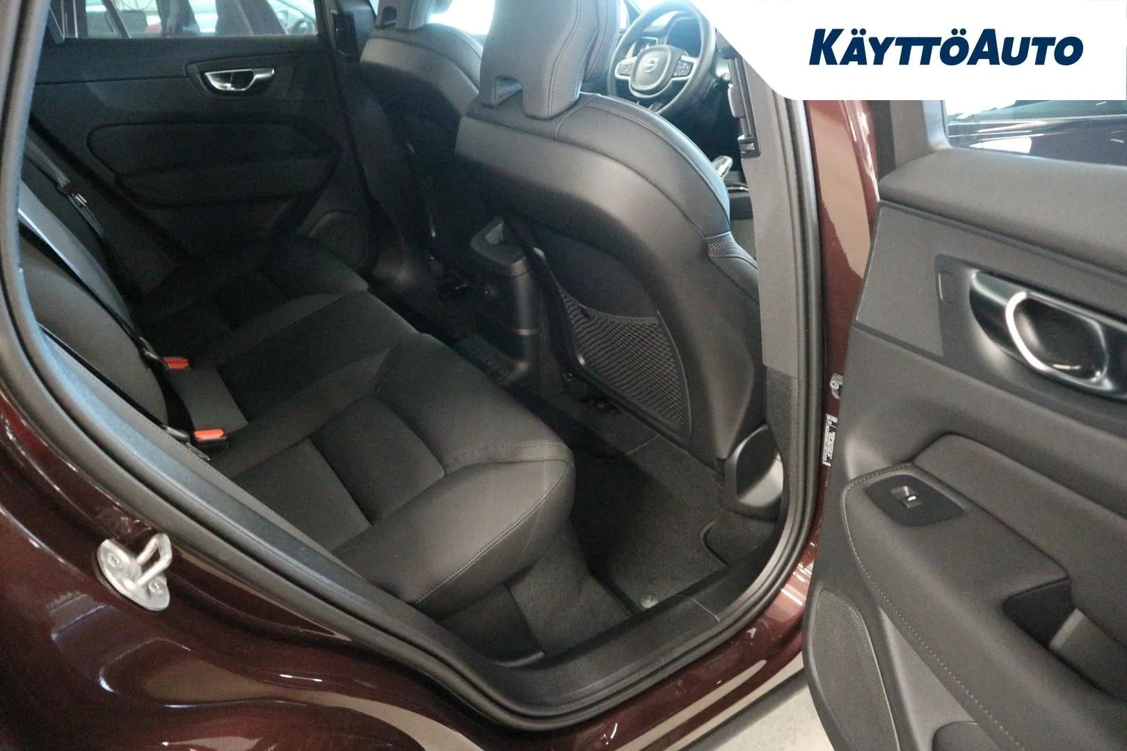 Volvo XC60 ZPM-610 carousel image