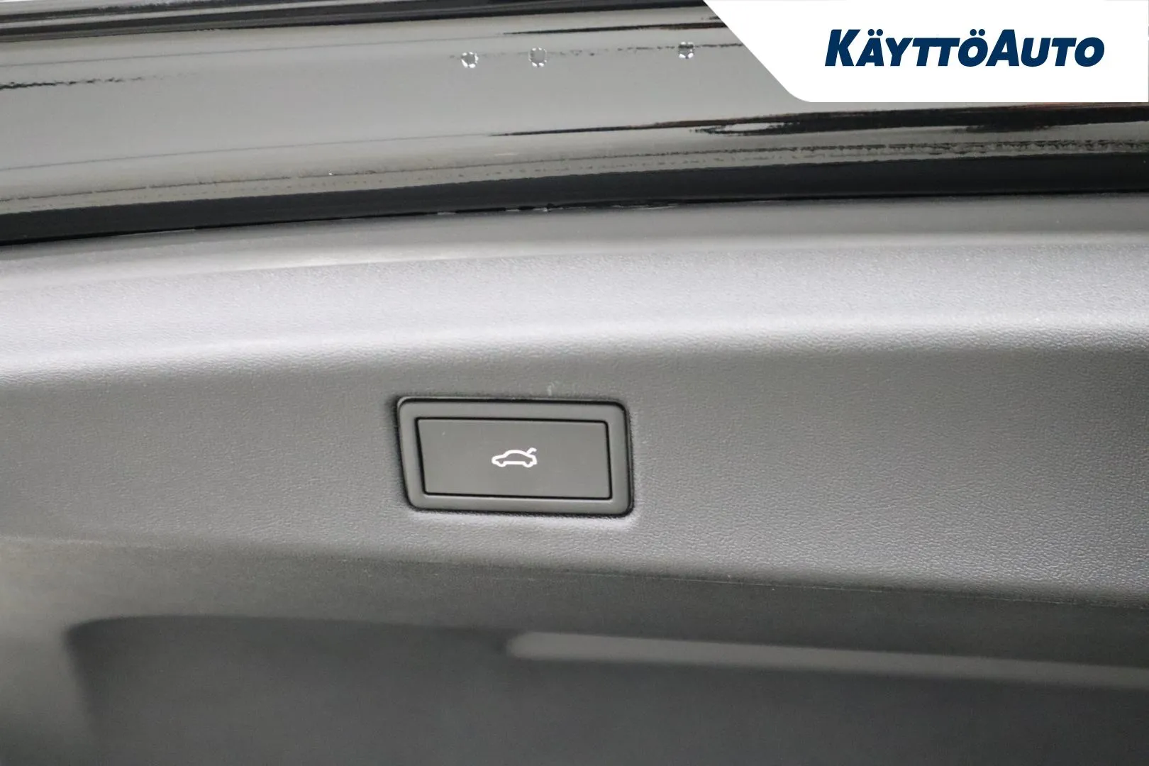 VOLKSWAGEN ID.7 CRZ-613 carousel image