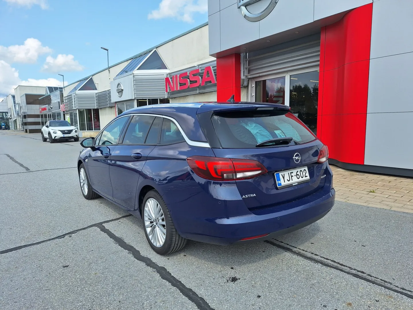 OPEL Astra YJF-602 carousel image