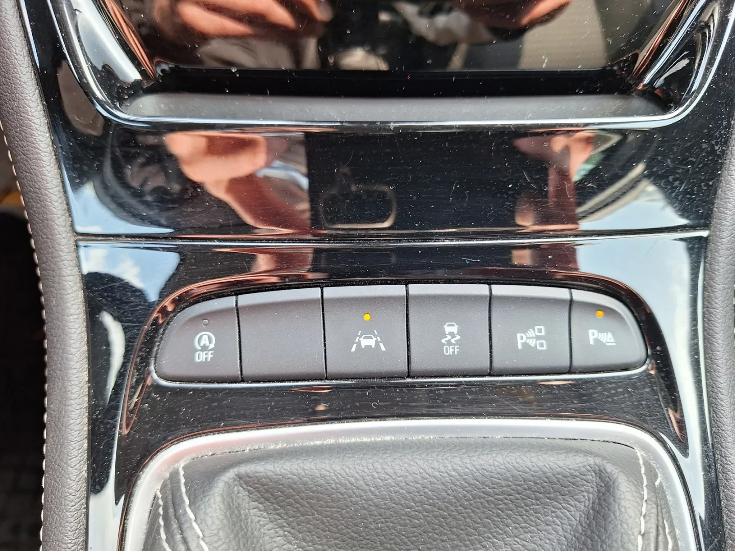 OPEL Astra YJF-602 carousel image