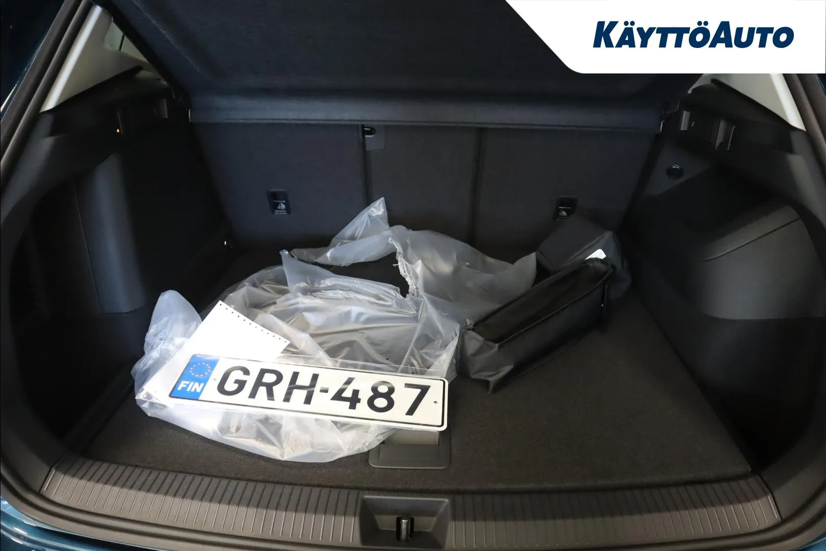Volkswagen Tiguan GRH-487 carousel image