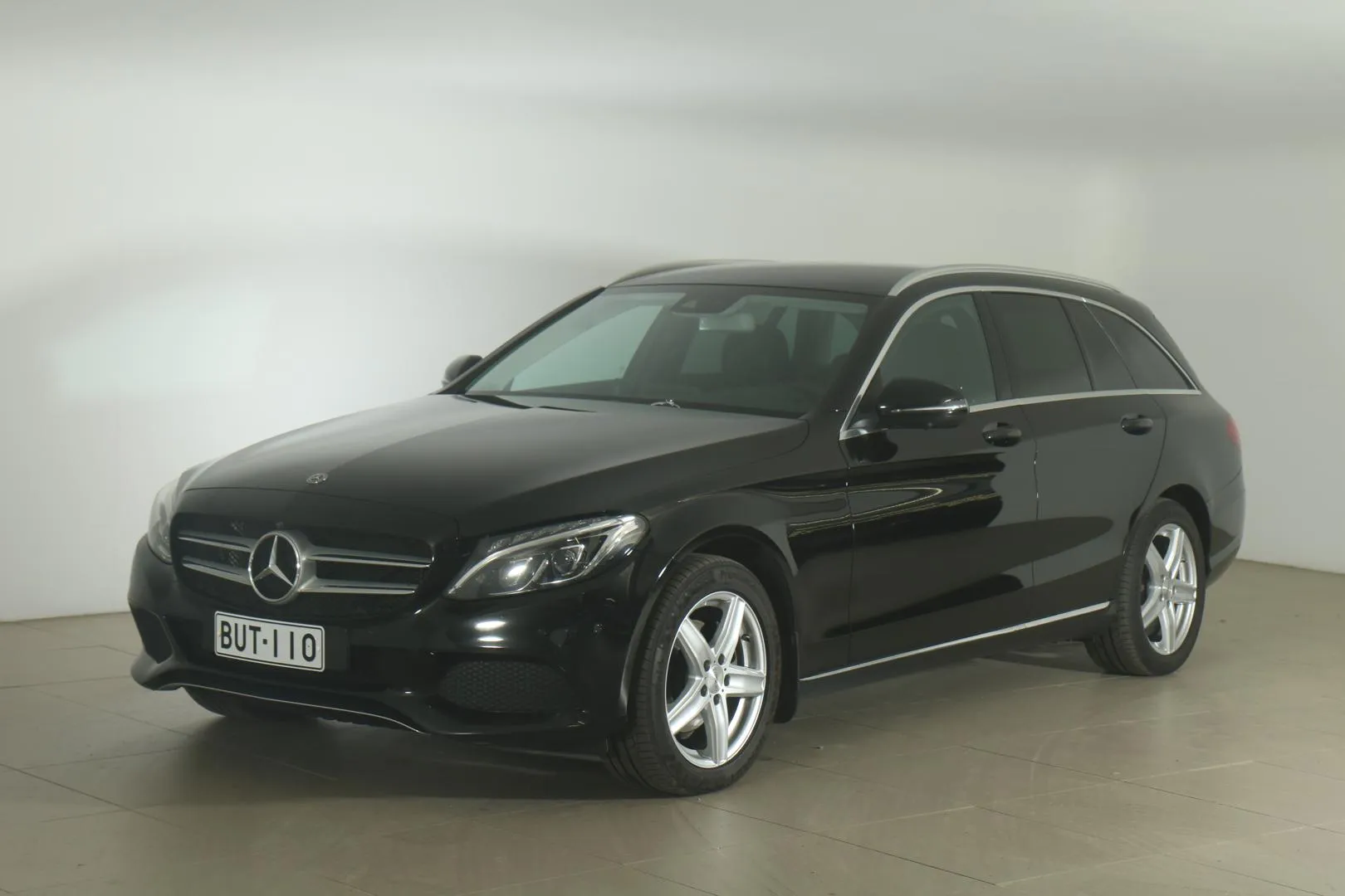 MERCEDES-BENZ C BUT-110 carousel image