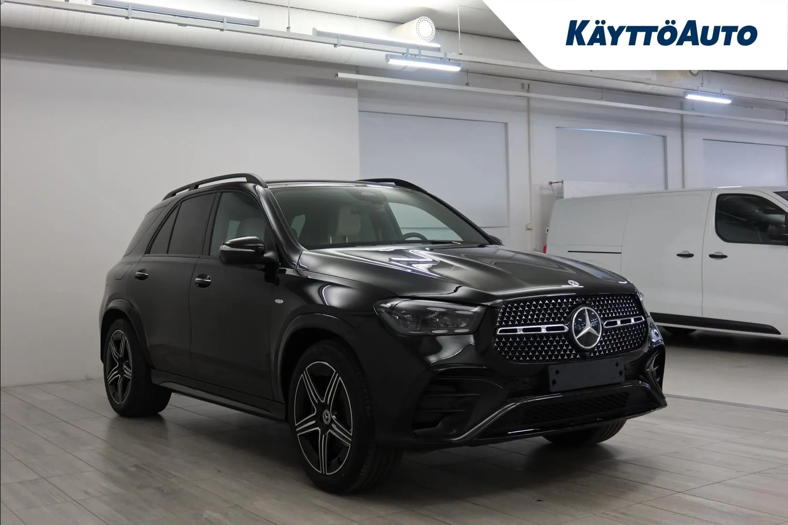 Mercedes-Benz GLE CSG-462 carousel image