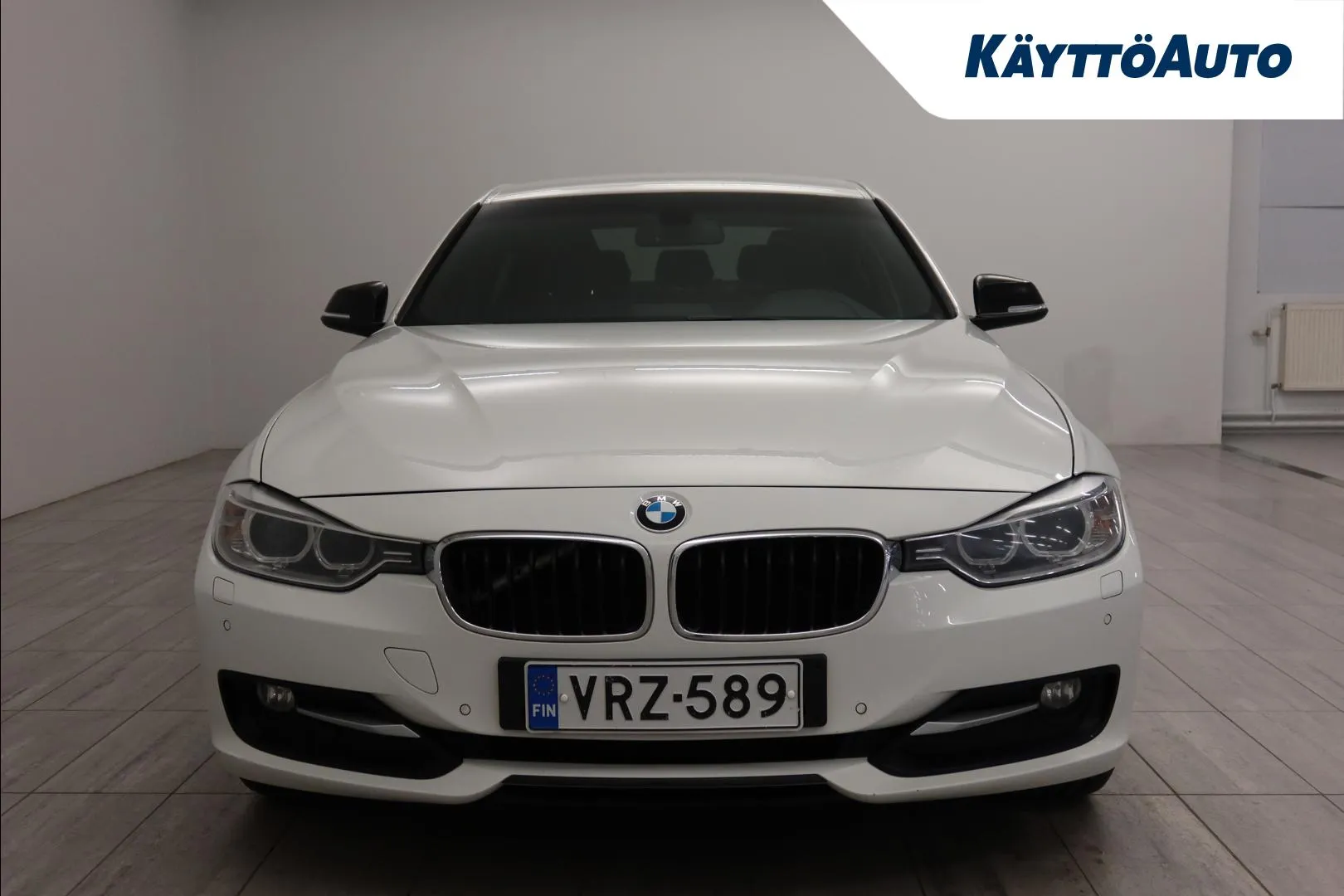 BMW 318 VRZ-589 carousel image