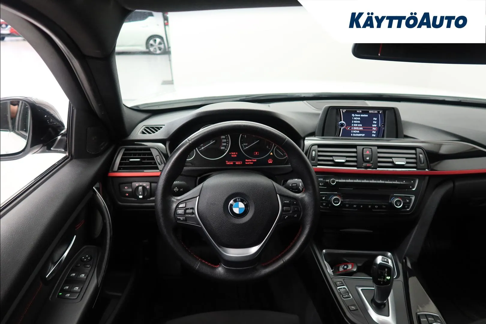 BMW 318 VRZ-589 carousel image