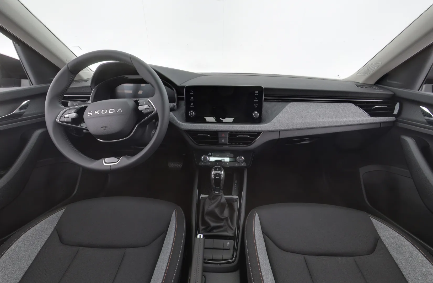 Skoda Kamiq CSG-422 carousel image
