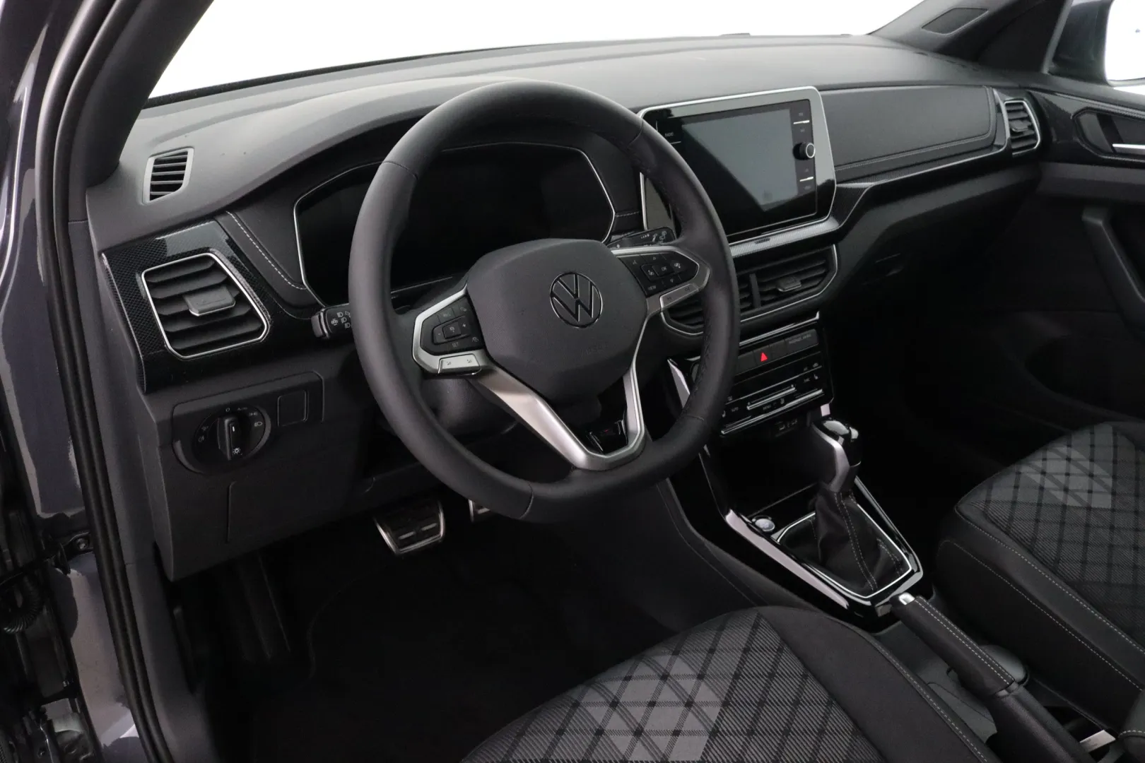 Volkswagen T-Cross JOG-262 carousel image