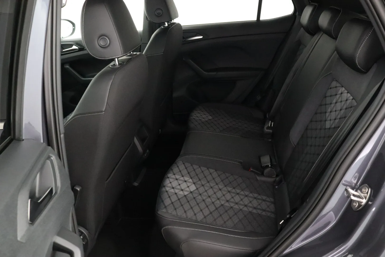 Volkswagen T-Cross JOG-262 carousel image