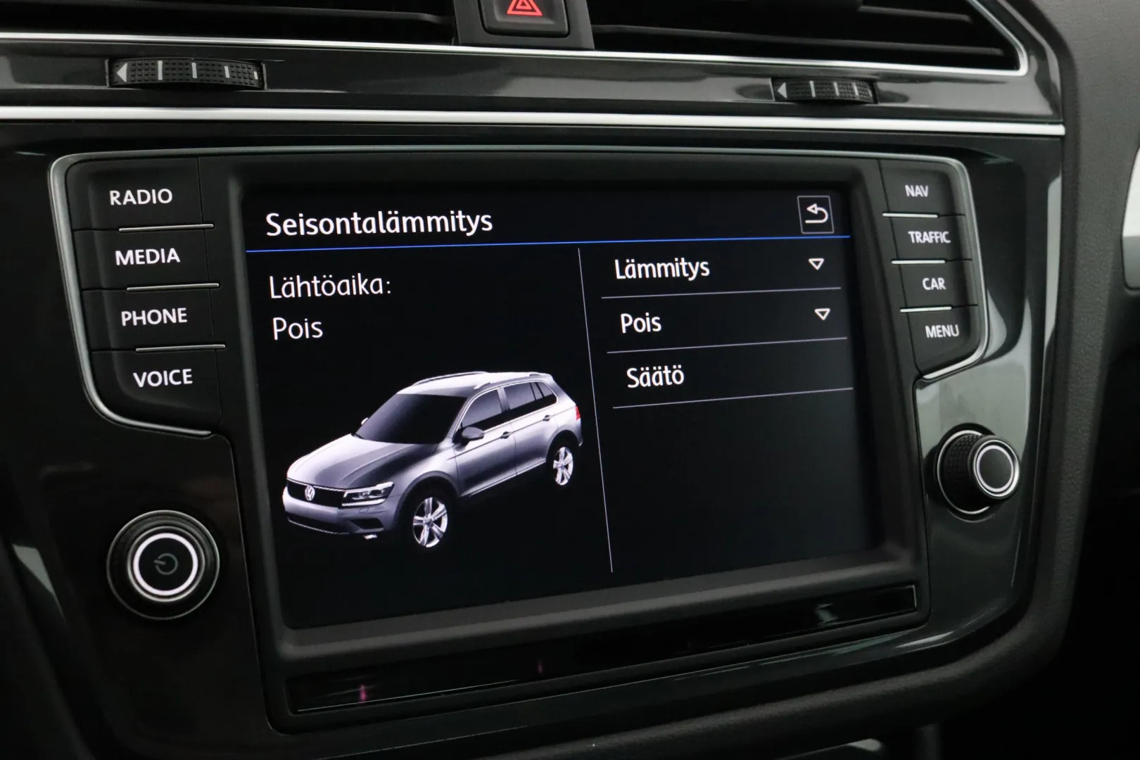 VOLKSWAGEN Tiguan GMH-398 carousel image
