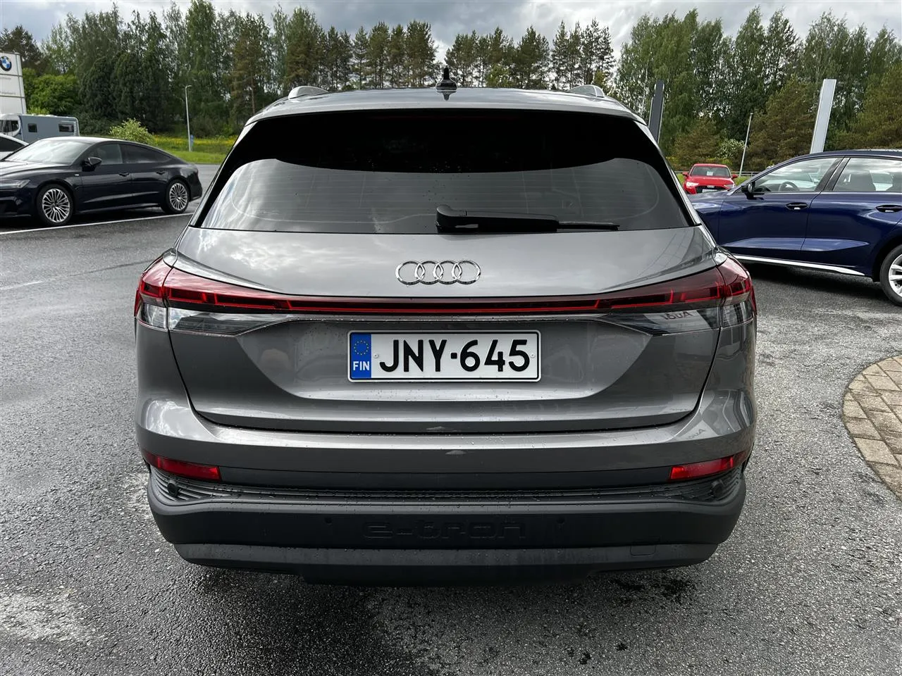 AUDI Q4 e-tron JNY-645 carousel image