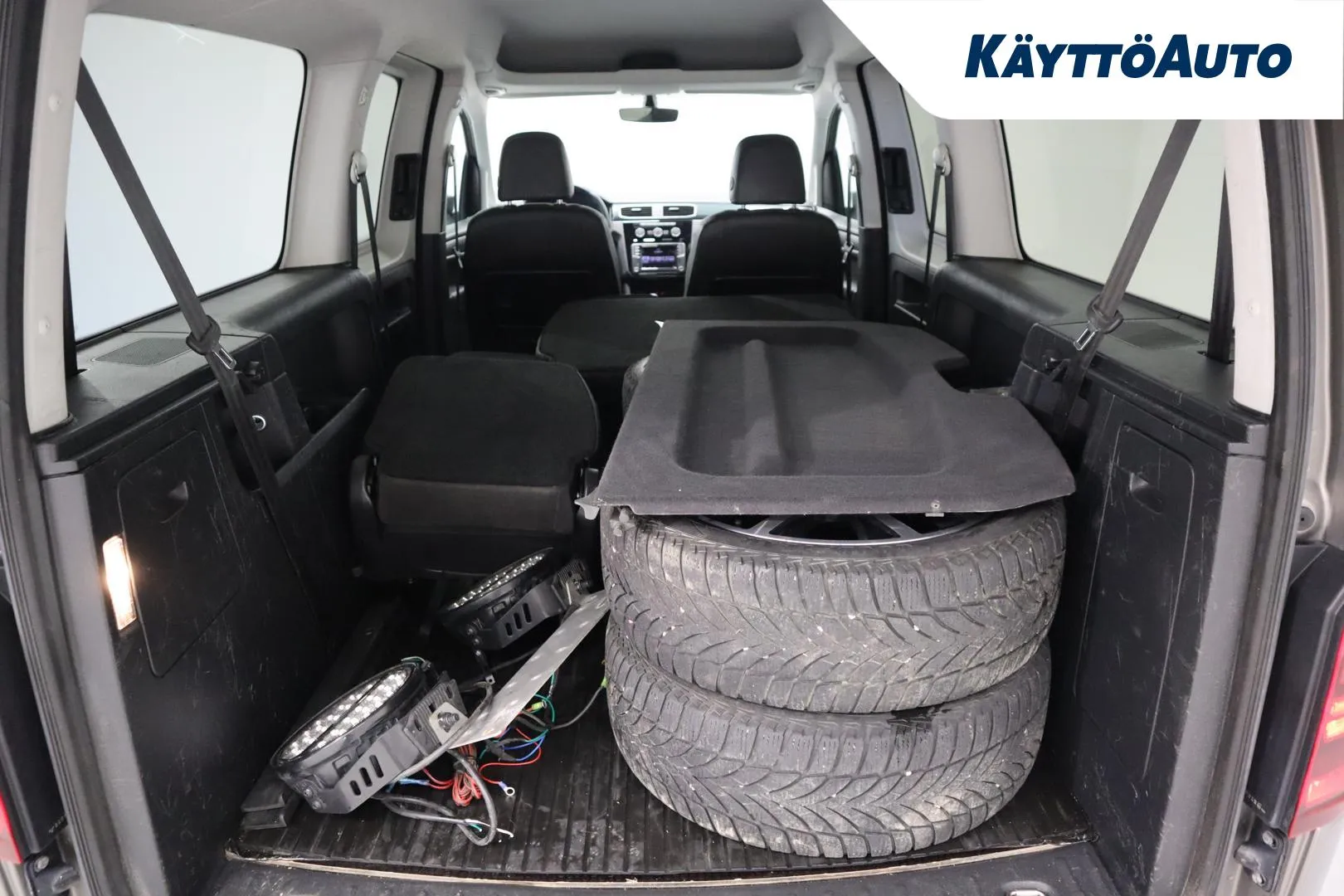 VOLKSWAGEN Caddy Maxi CKU-791 carousel image