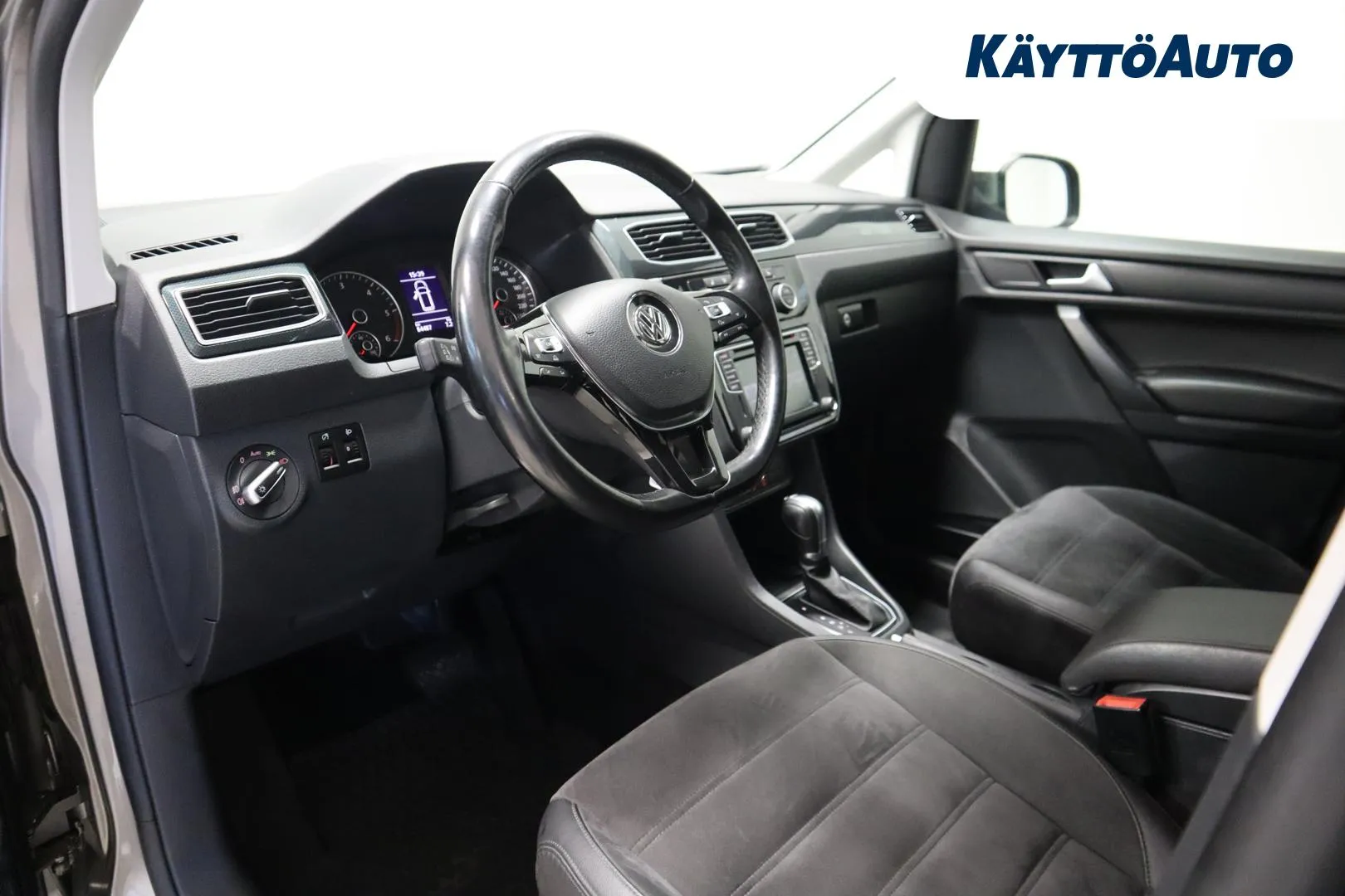 VOLKSWAGEN Caddy Maxi CKU-791 carousel image