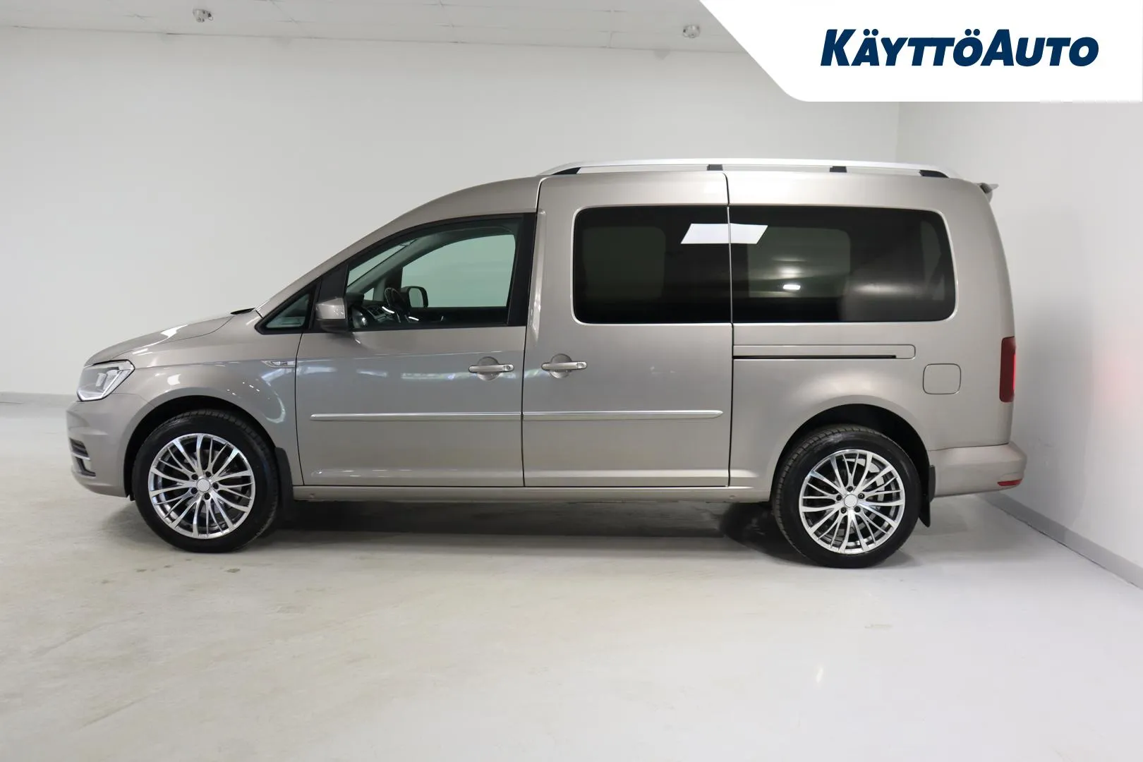 VOLKSWAGEN Caddy Maxi CKU-791 carousel image
