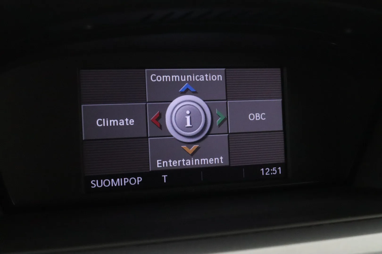 BMW 520 YZY-829 carousel image