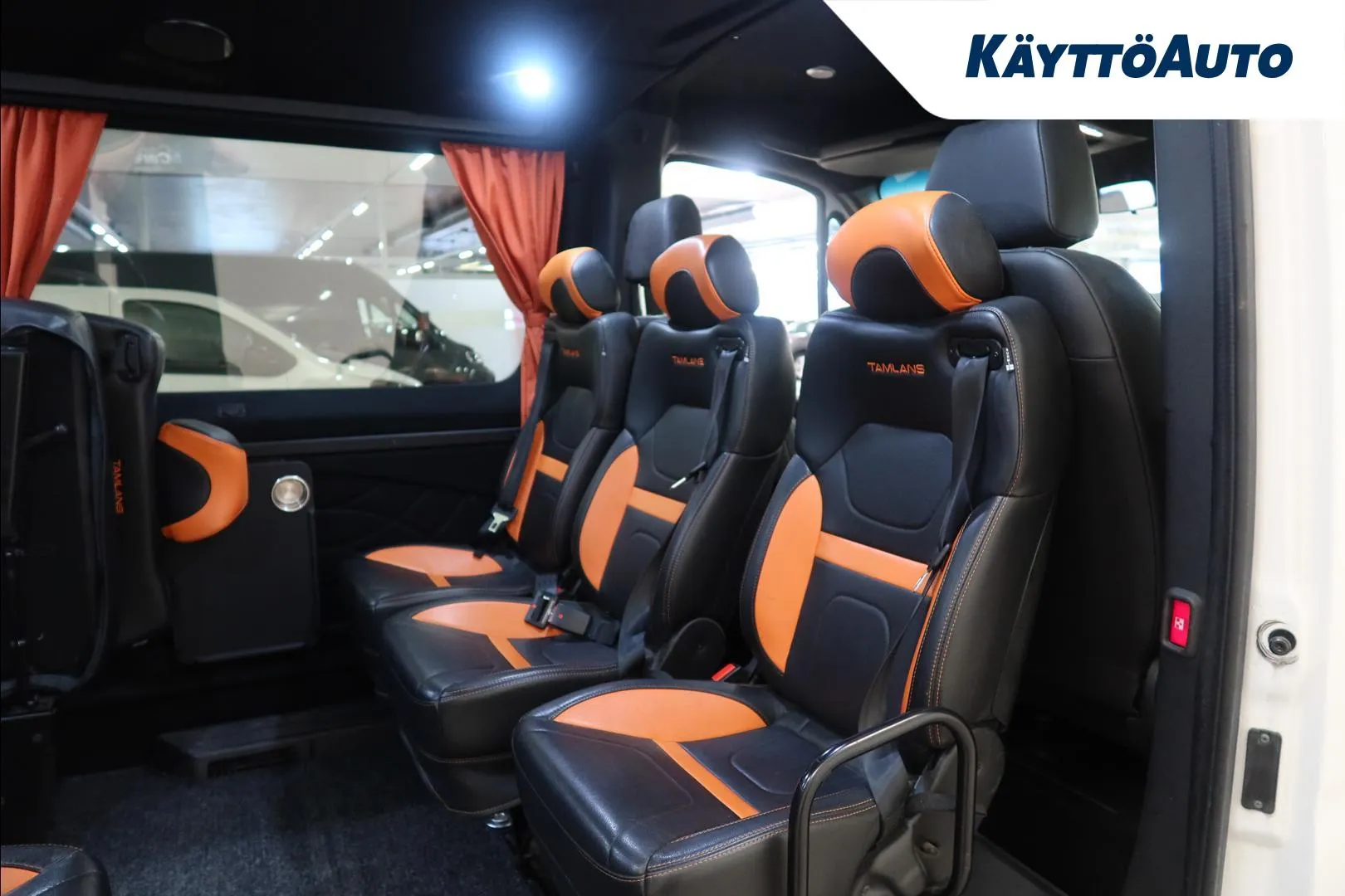 Mercedes-Benz Sprinter NMP-922 carousel image