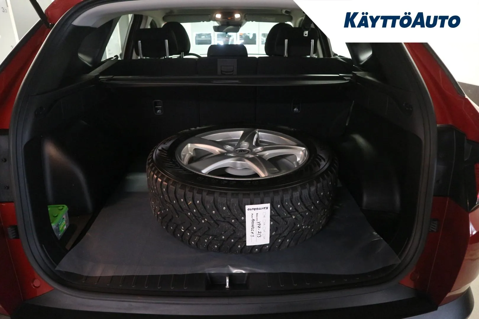 HYUNDAI Tucson XPZ-213 carousel image