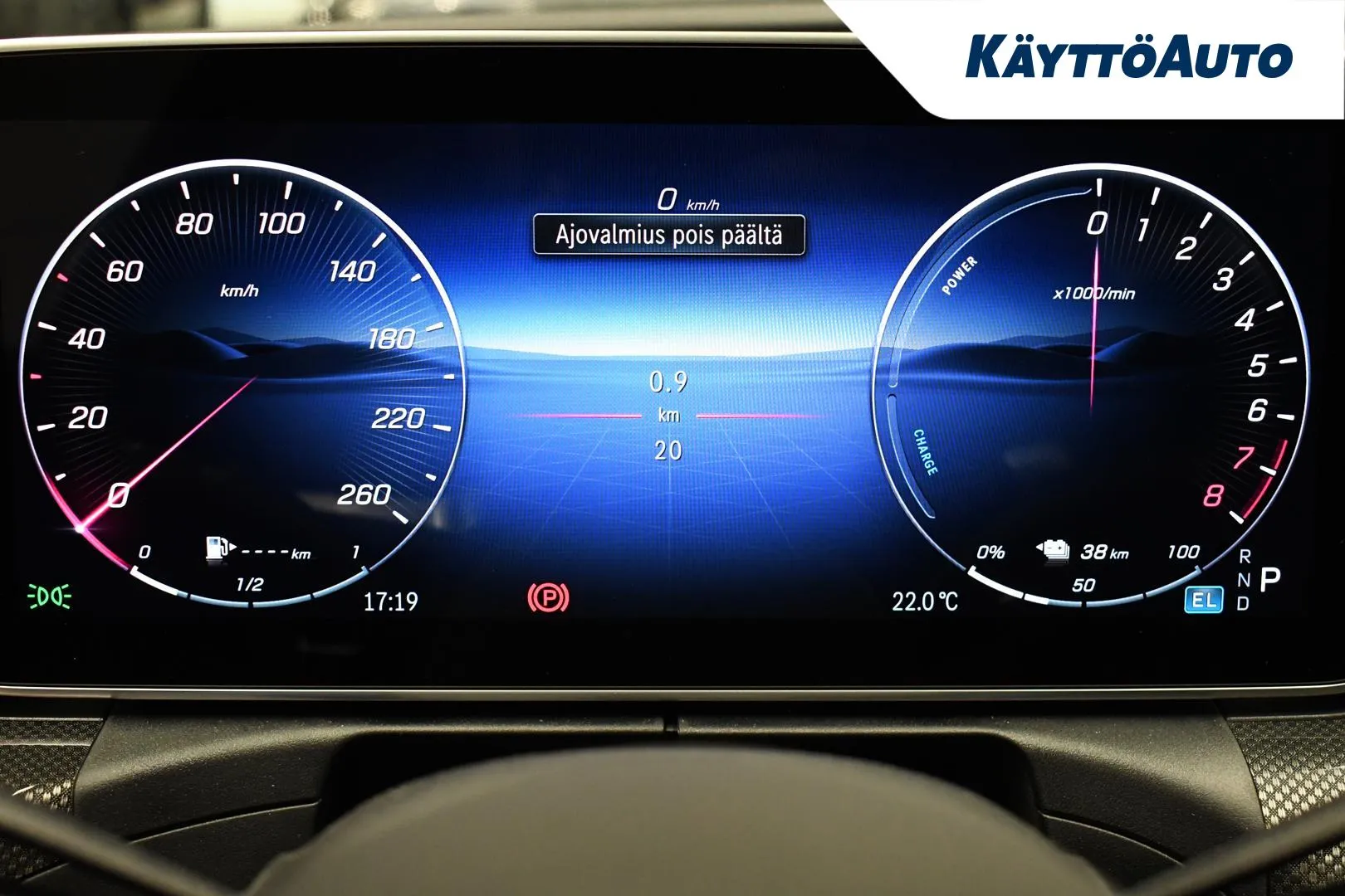 Mercedes-Benz C KXB-435 carousel image