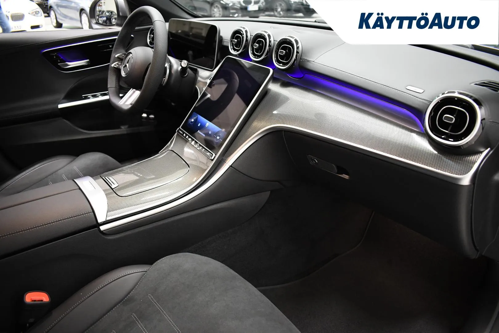 Mercedes-Benz C KXB-435 carousel image