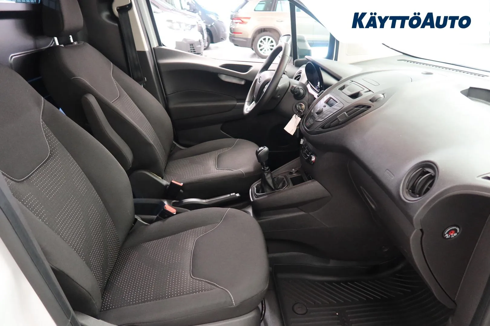 Ford Transit Courier JNE-115 carousel image