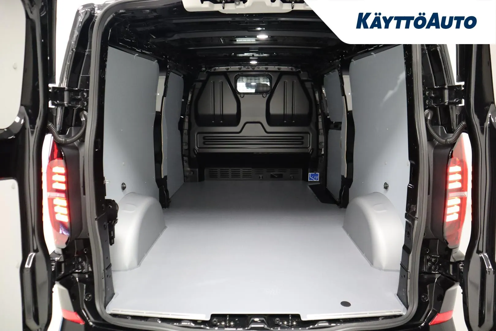 Volkswagen Transporter GRH-936 carousel image