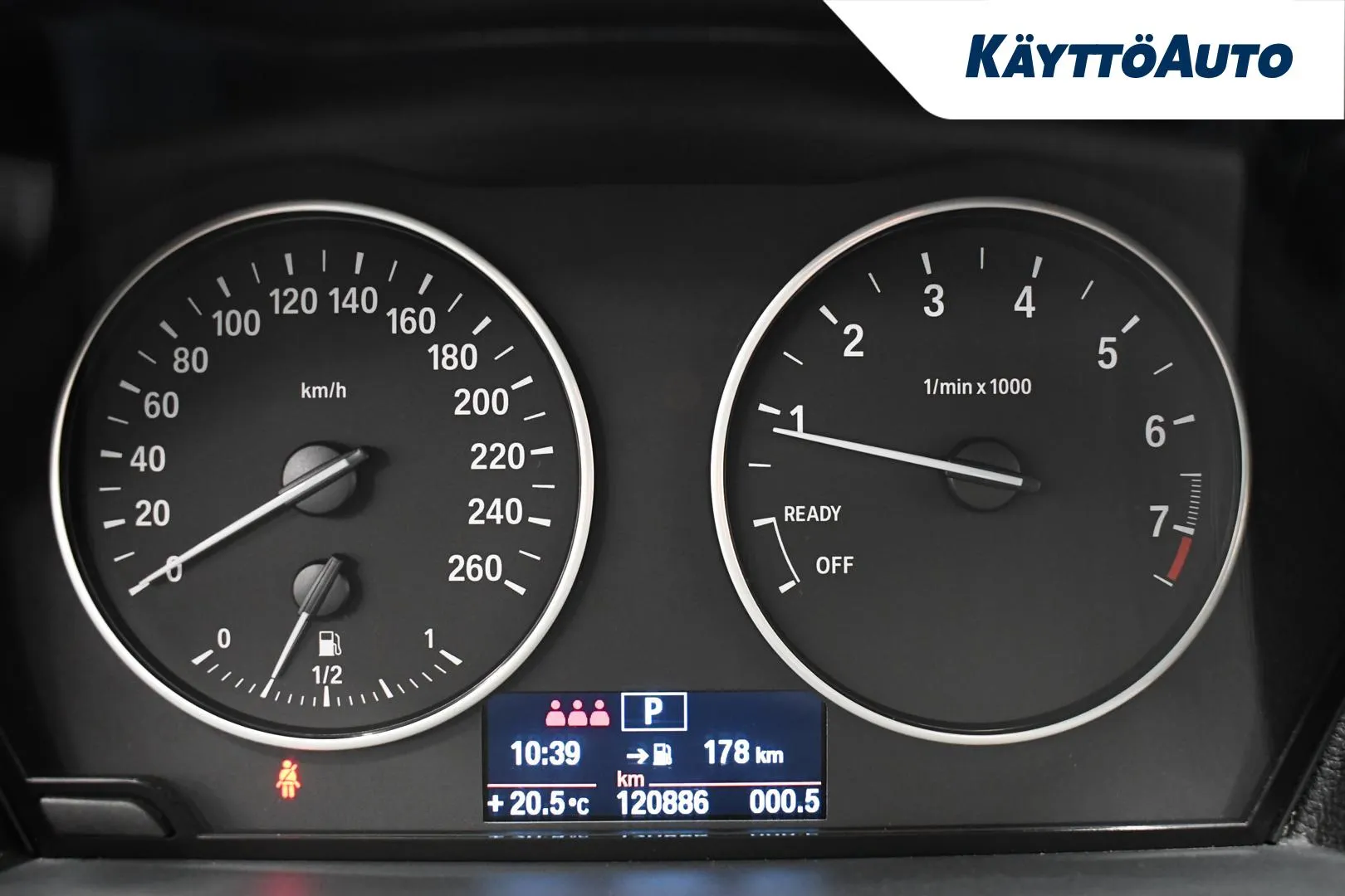 BMW 116 YIH-332 carousel image