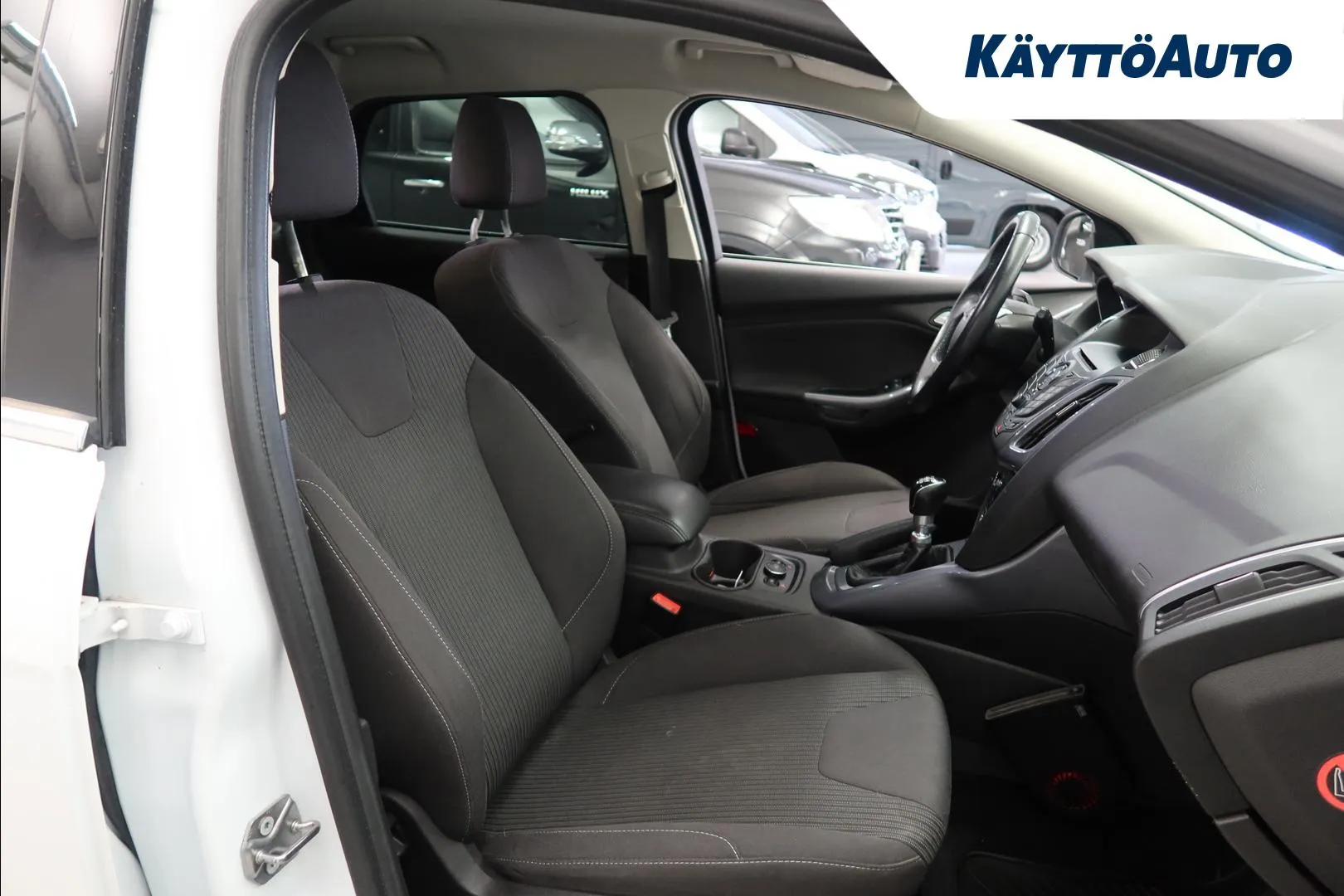FORD Focus TZI-270 carousel image